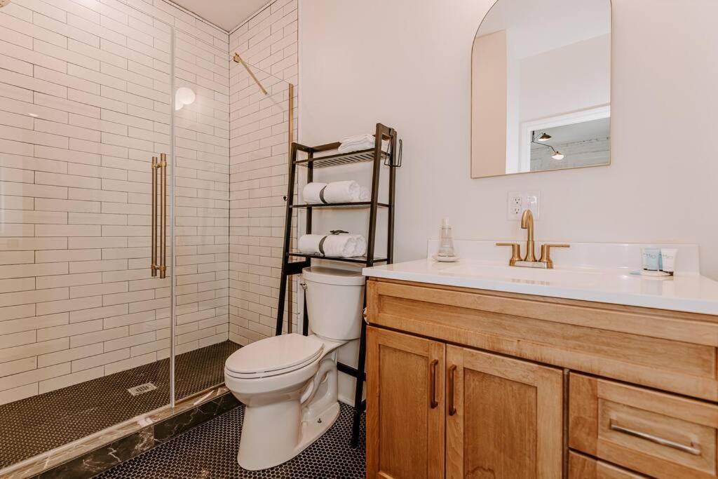 East Main Lofts - Farmhouse 204 เมดิสัน ภายนอก รูปภาพ
